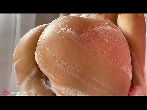 ❤️ Brunete masturbē makstiņu ar vibratoru līdz intensīvam orgasmam dušā ️ Porno pie mums lv.pornoxlxx.ru